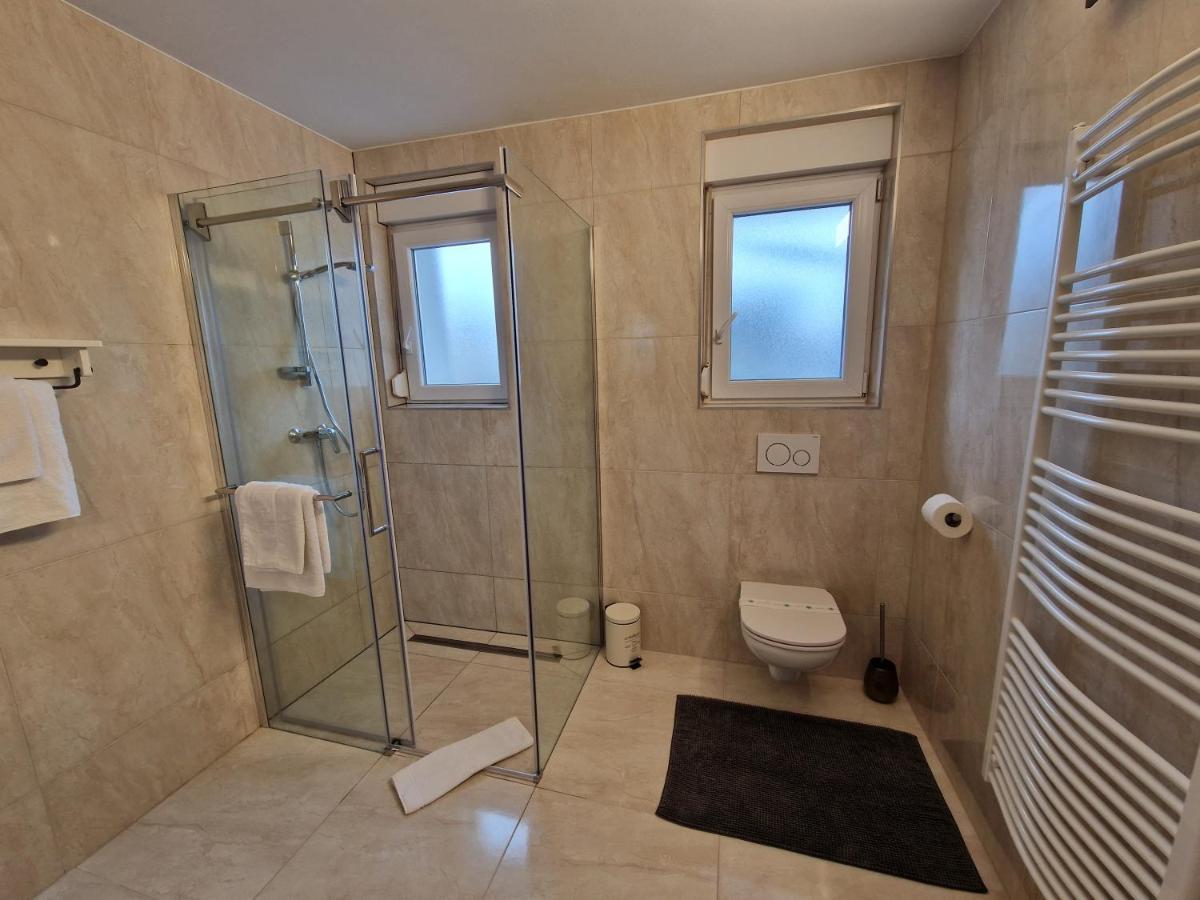 Apartma Patricia House *